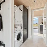 Viveke - 10m From The Sea By Interhome