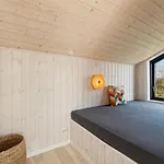 Viveke - 10m From The Sea By Interhome 펜션