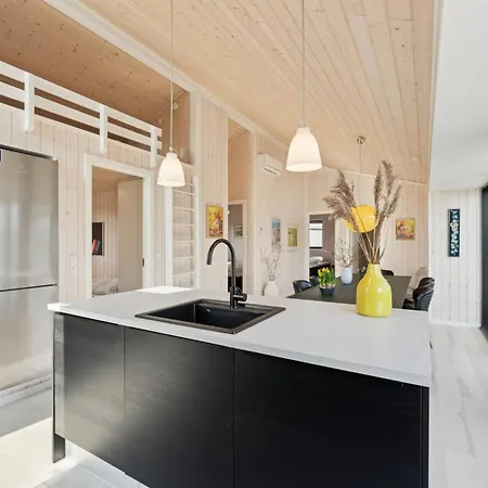 Дом отдыха Viveke - 10m From The Sea By Interhome Binderup Strand