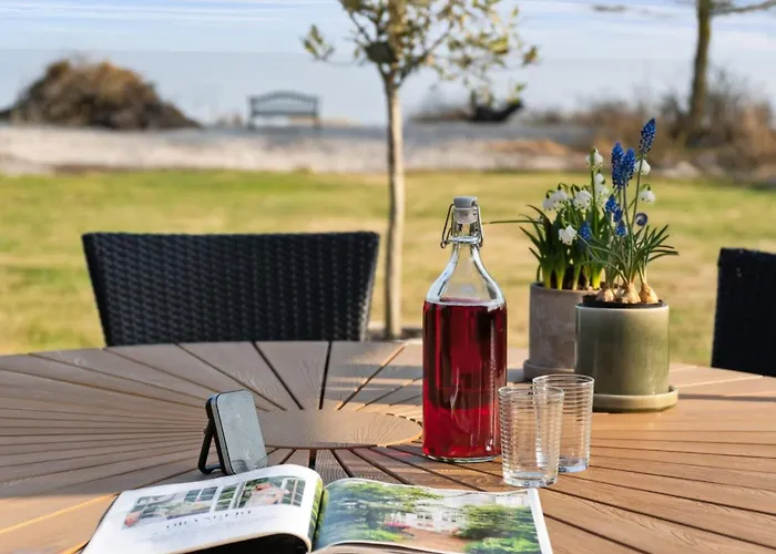 Viveke - 10m From The Sea By Interhome *