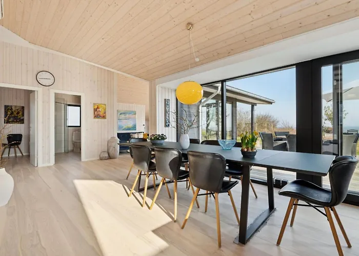 Viveke - 10m From The Sea By Interhome